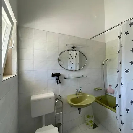 Guest house Marin 3*