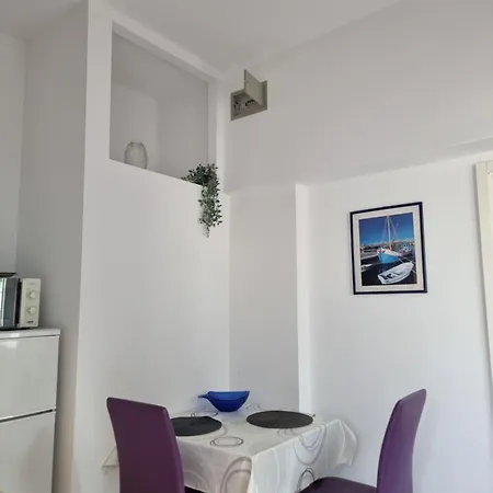 Marin Guest house 3*